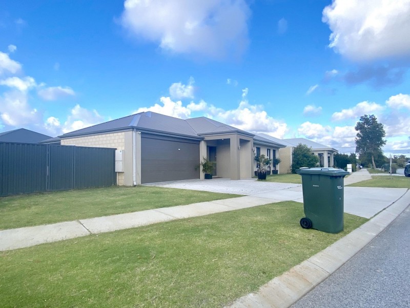 5 Malmaison Way, Landsdale WA 6065