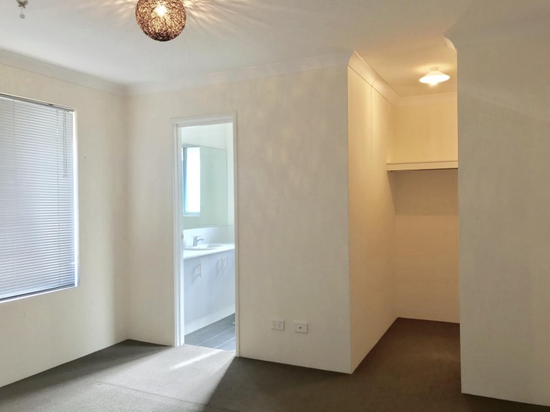 8 Hoveton Circuit, Aveley WA 6069