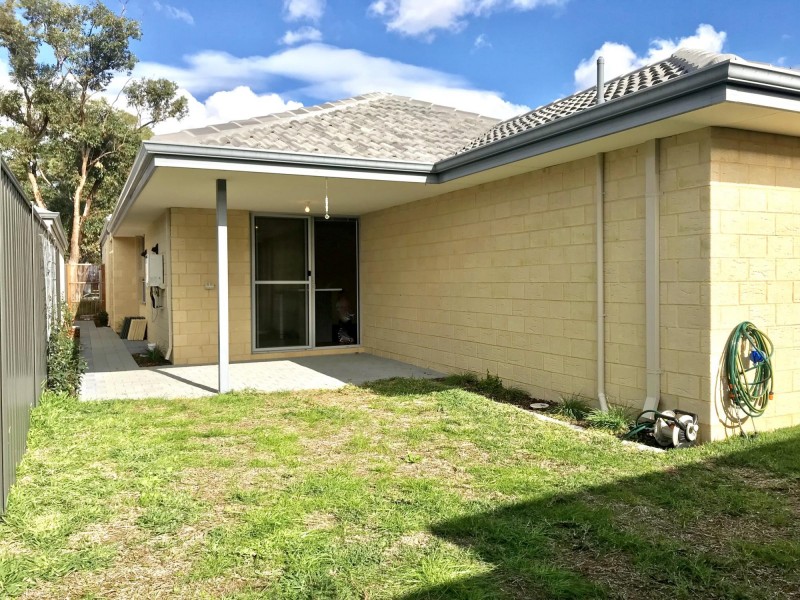 8 Hoveton Circuit, Aveley WA 6069