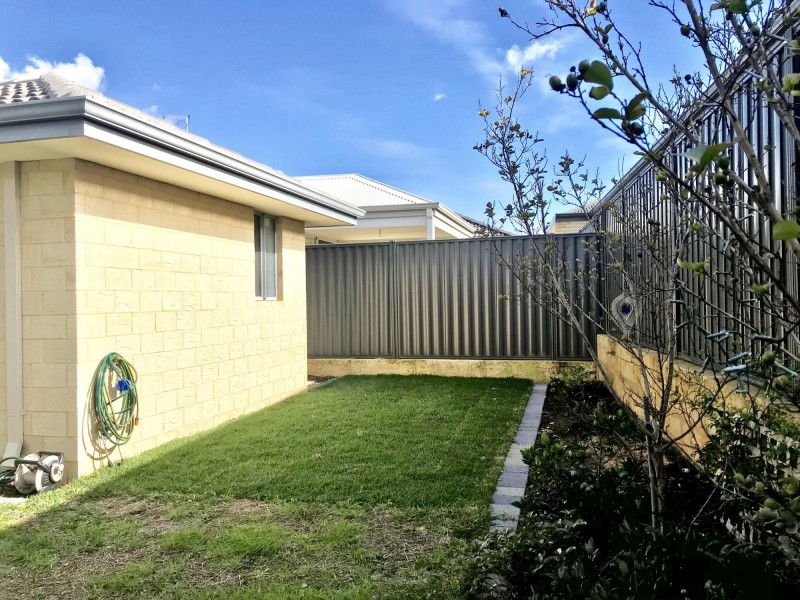 8 Hoveton Circuit, Aveley WA 6069