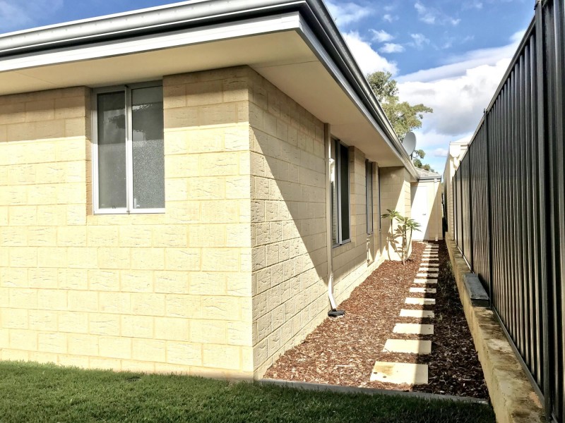 8 Hoveton Circuit, Aveley WA 6069