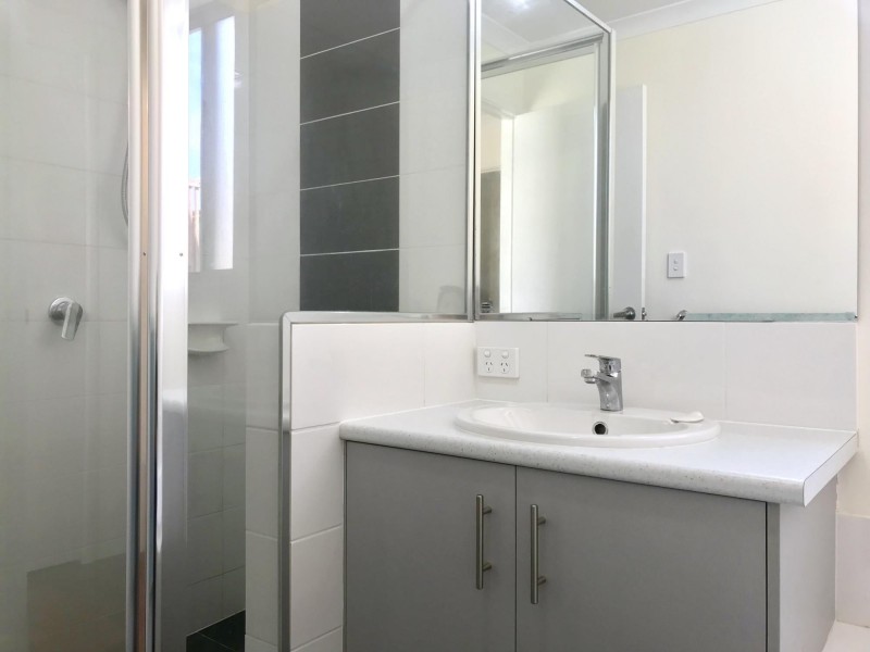 8 Hoveton Circuit, Aveley WA 6069