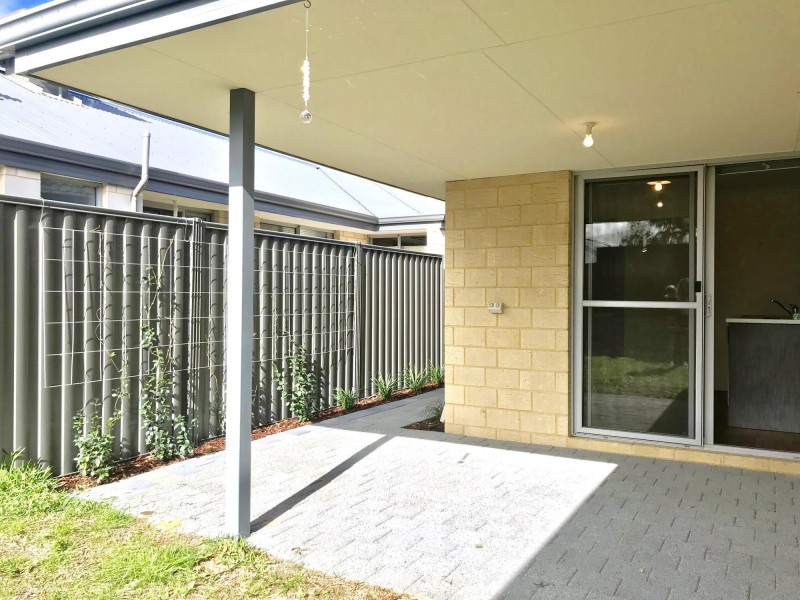 8 Hoveton Circuit, Aveley WA 6069