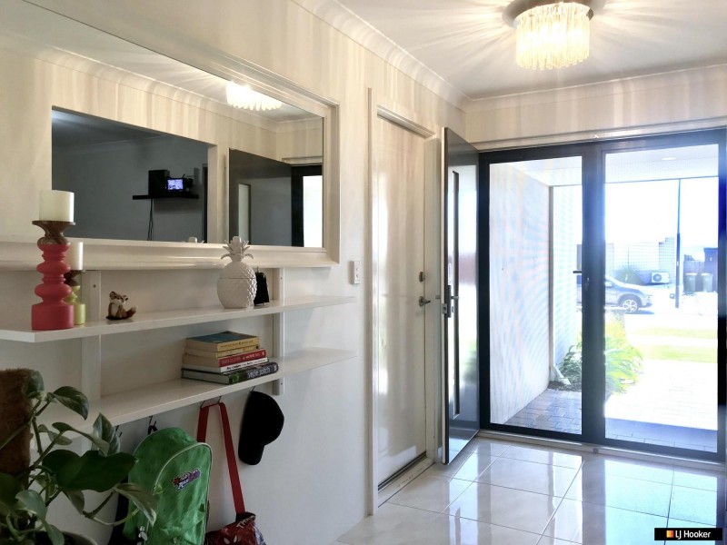 3 GIPPSLAND WAY, Ellenbrook WA 6069