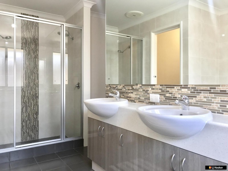 3 GIPPSLAND WAY, Ellenbrook WA 6069