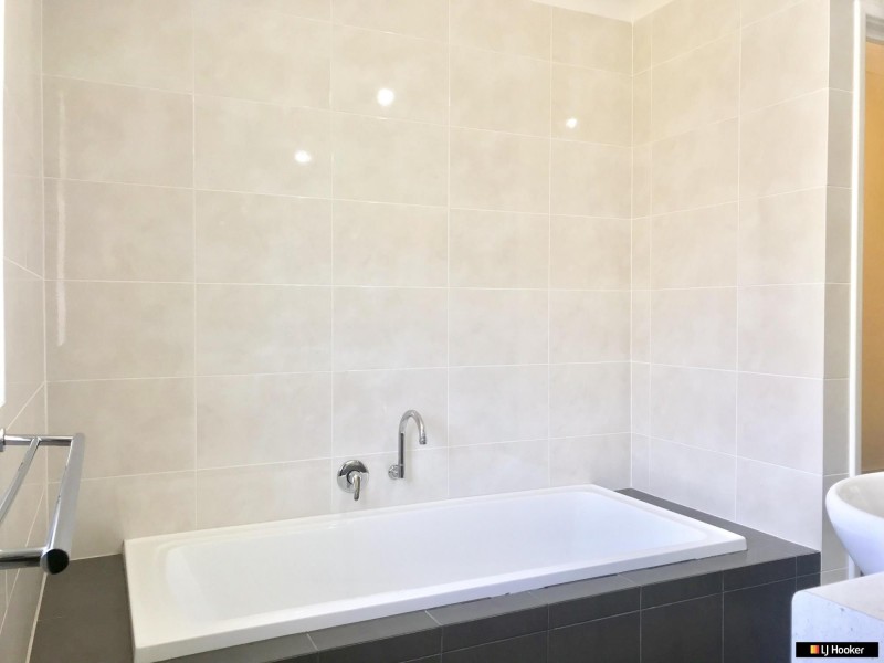 3 GIPPSLAND WAY, Ellenbrook WA 6069