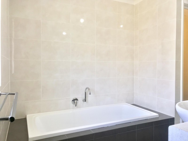 3 GIPPSLAND WAY, Ellenbrook WA 6069