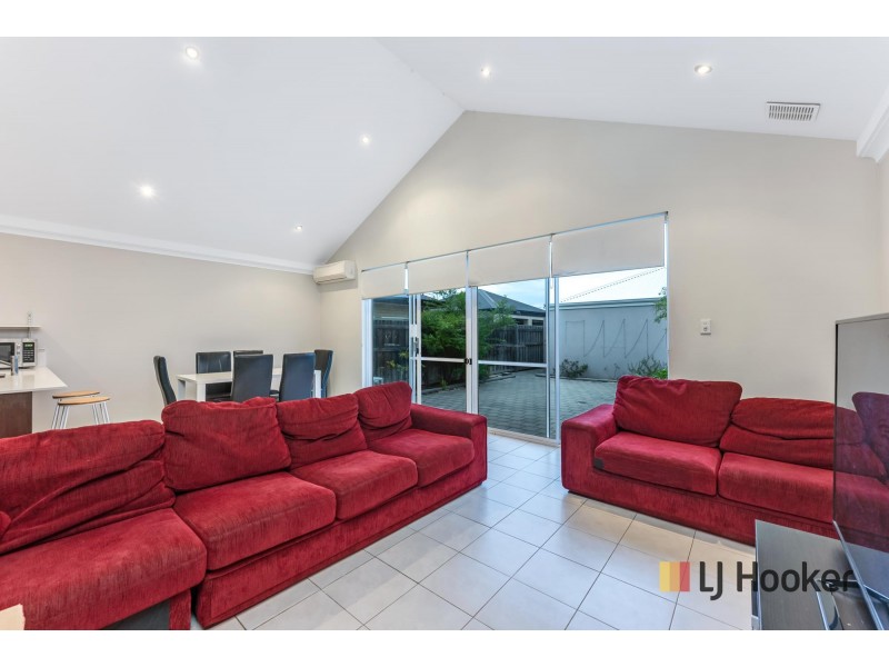9 MACQUARIE BEND, Ellenbrook WA 6069