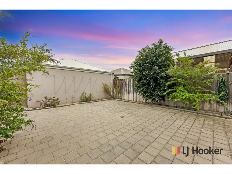 9 MACQUARIE BEND, Ellenbrook WA 6069