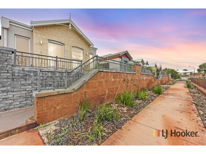 9 MACQUARIE BEND, Ellenbrook WA 6069