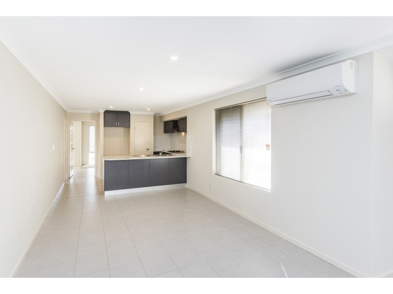 98 Cheriton Avenue, Ellenbrook WA 6069