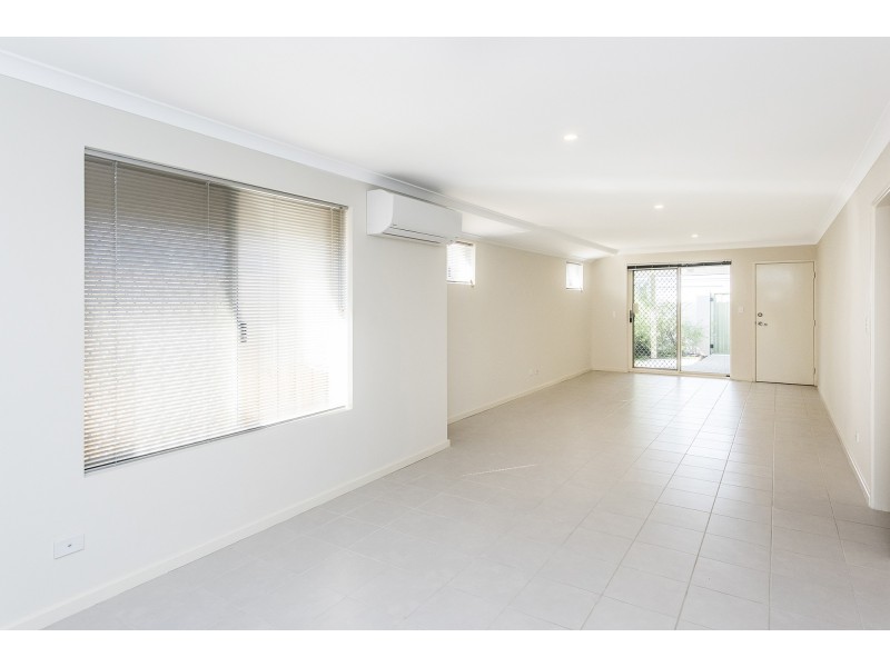 98 Cheriton Avenue, Ellenbrook WA 6069