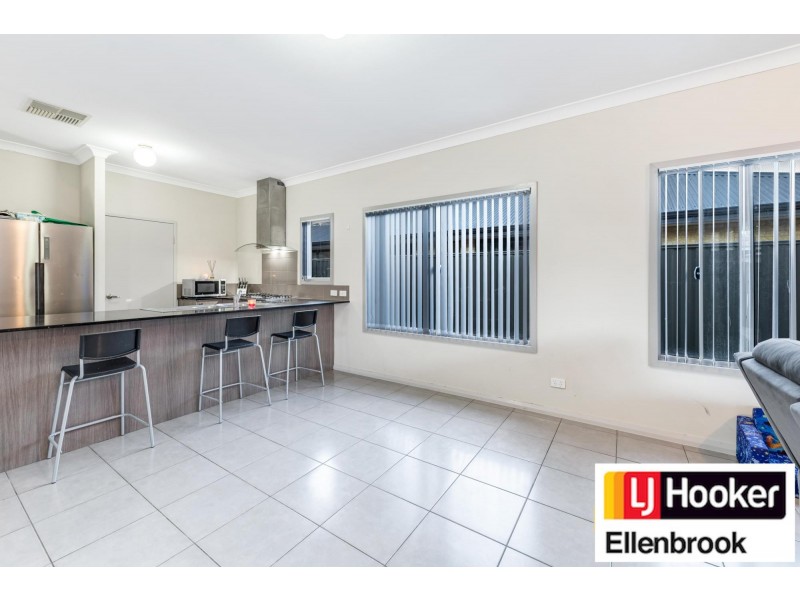 12 Noctis Way, Aveley WA 6069