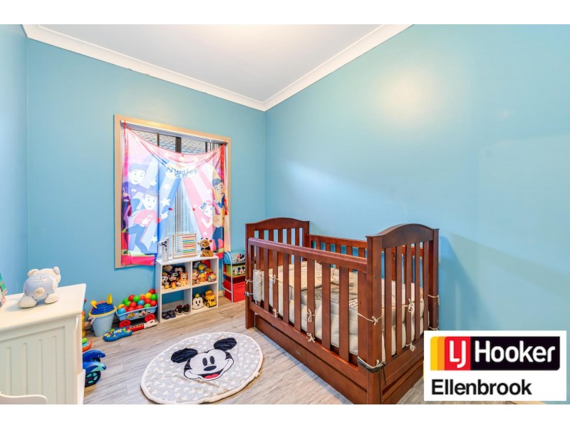 12 Noctis Way, Aveley WA 6069