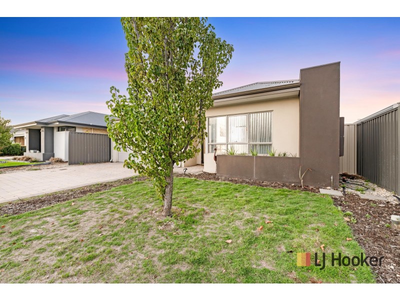 12 Noctis Way, Aveley WA 6069