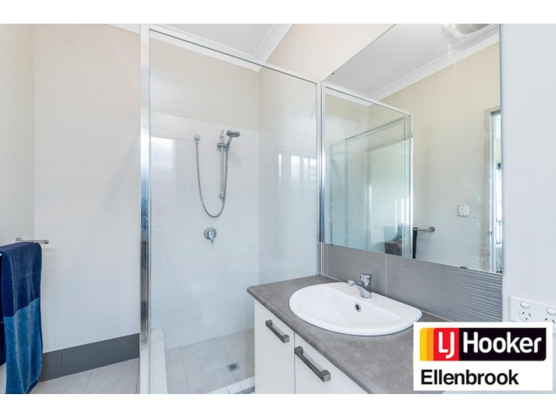 12 Noctis Way, Aveley WA 6069