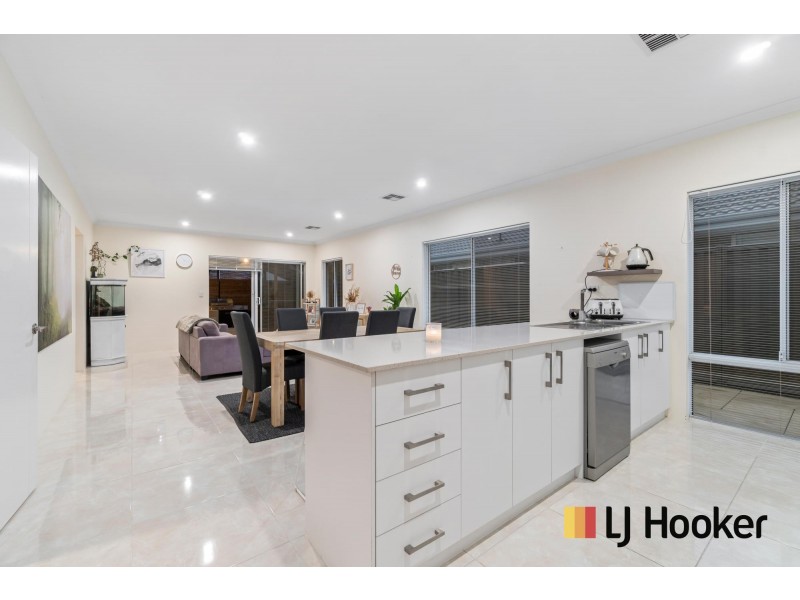 411 Woollcott Avenue, Brabham WA 6055