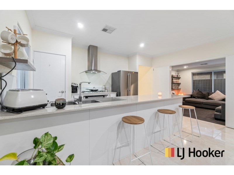 411 Woollcott Avenue, Brabham WA 6055