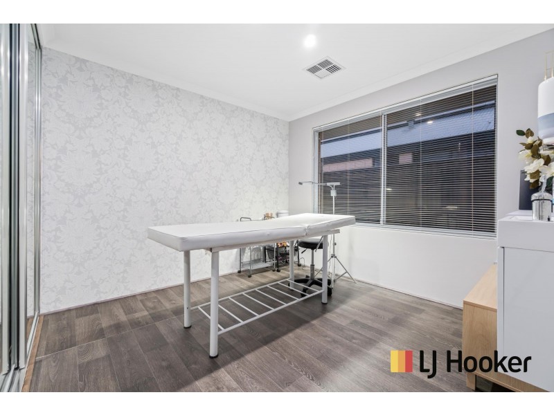 411 Woollcott Avenue, Brabham WA 6055