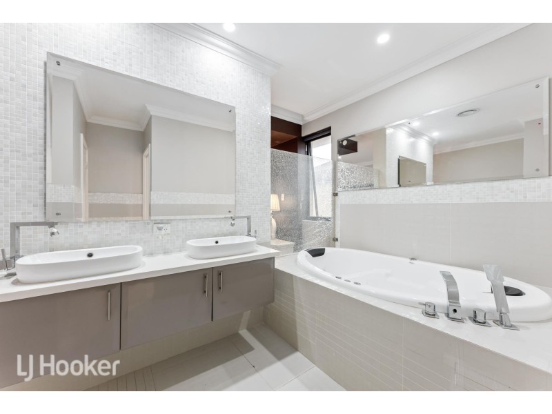 279A Beechboro Road North, Morley WA 6062