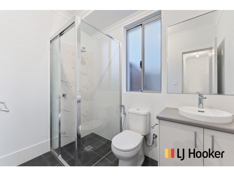 32b Everingham Drive, Ellenbrook WA 6069