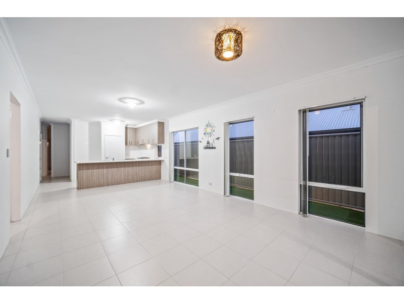 30 Everingham Street, Clarkson WA 6030