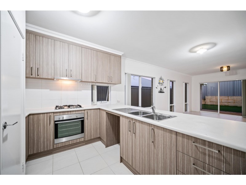 30 Everingham Street, Clarkson WA 6030