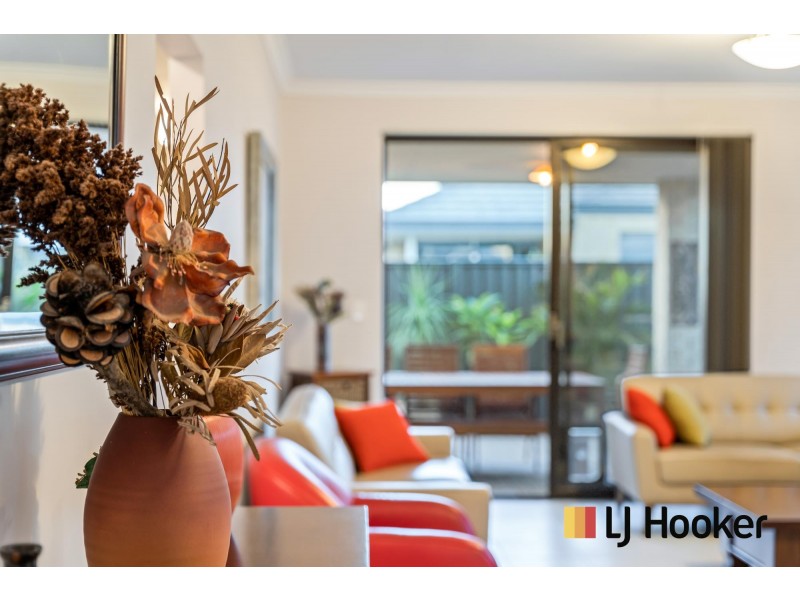 8 Minikin Drive, Aveley WA 6069