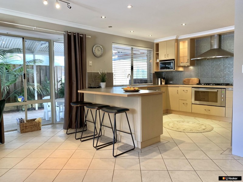18 Mustang Drive, Henley Brook WA 6055