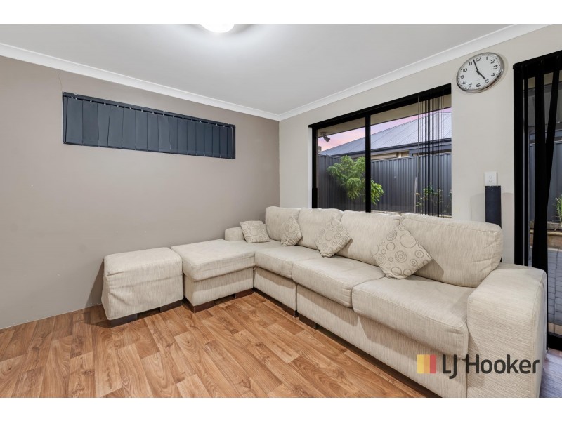 11 LIGADO AVENUE, Aveley WA 6069