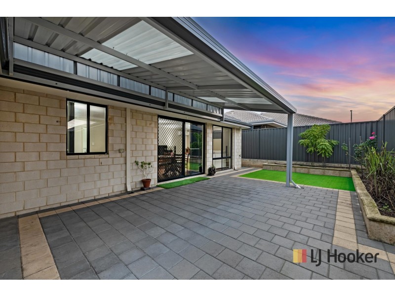 11 LIGADO AVENUE, Aveley WA 6069