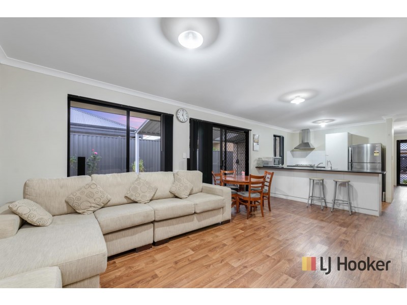 11 LIGADO AVENUE, Aveley WA 6069