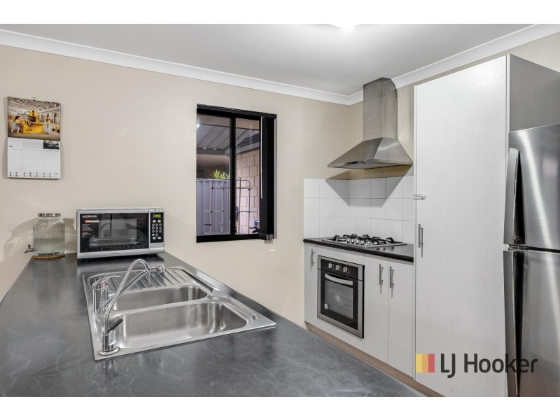 11 LIGADO AVENUE, Aveley WA 6069