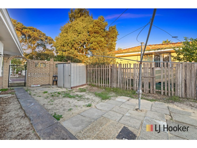 17 Rudkin Place, Koondoola WA 6064