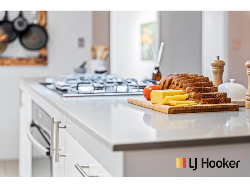 18 Mitre Bend, Ellenbrook WA 6069