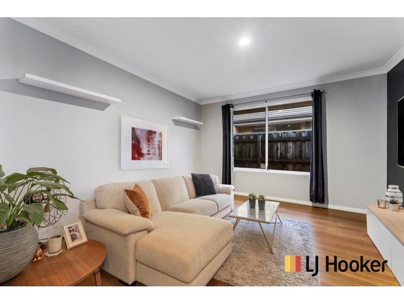 122A BRIXTON CRESCENT, Ellenbrook WA 6069