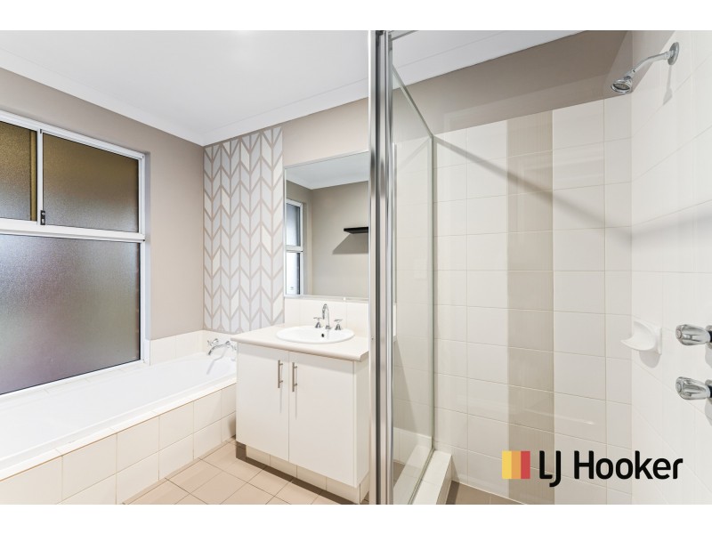 122A BRIXTON CRESCENT, Ellenbrook WA 6069