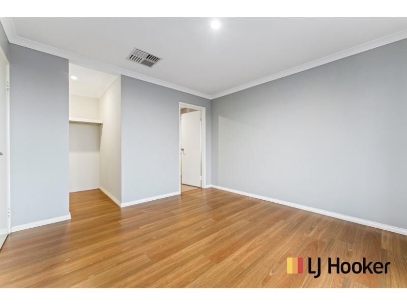 122A BRIXTON CRESCENT, Ellenbrook WA 6069