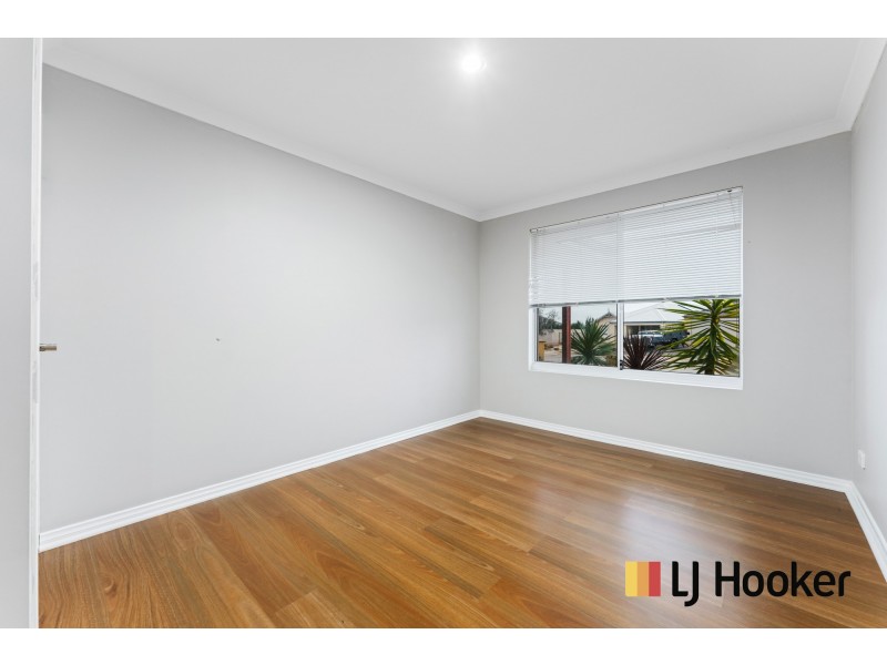 122A BRIXTON CRESCENT, Ellenbrook WA 6069