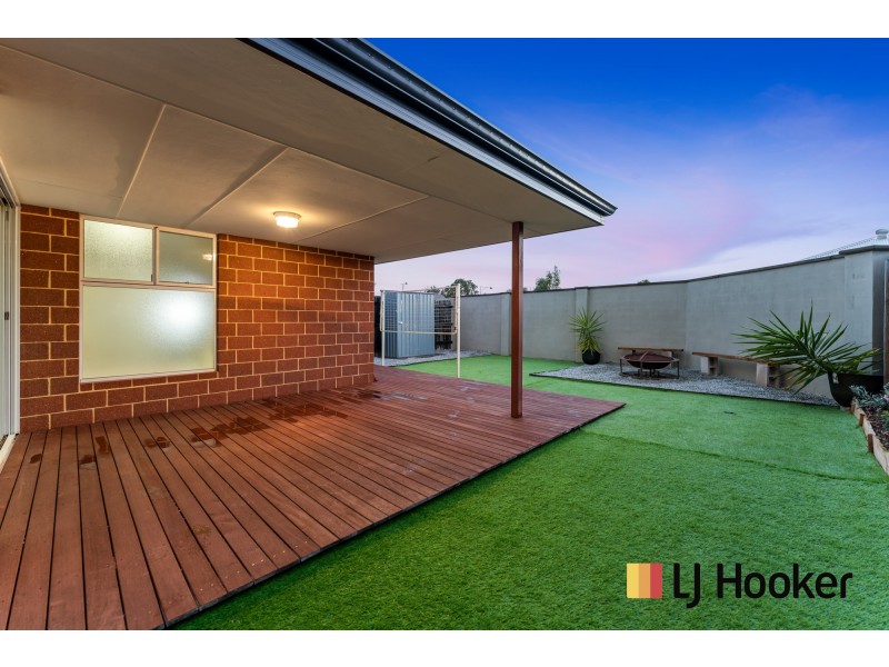 122A BRIXTON CRESCENT, Ellenbrook WA 6069