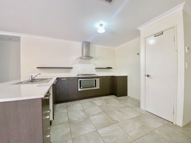 7 BILDERSEE AVENUE, Brabham WA 6055