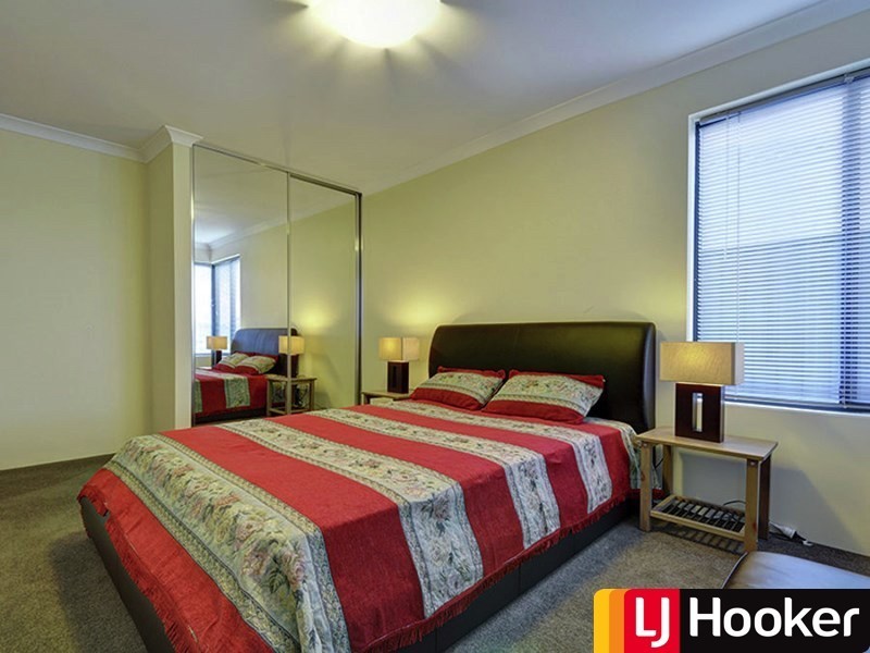 5 FLORIBUNDA GATE, Dayton WA 6055