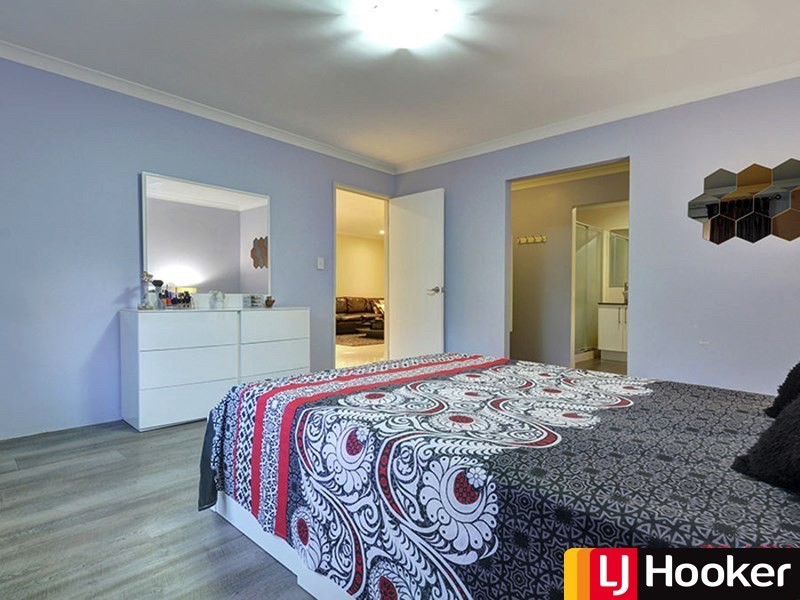 5 FLORIBUNDA GATE, Dayton WA 6055