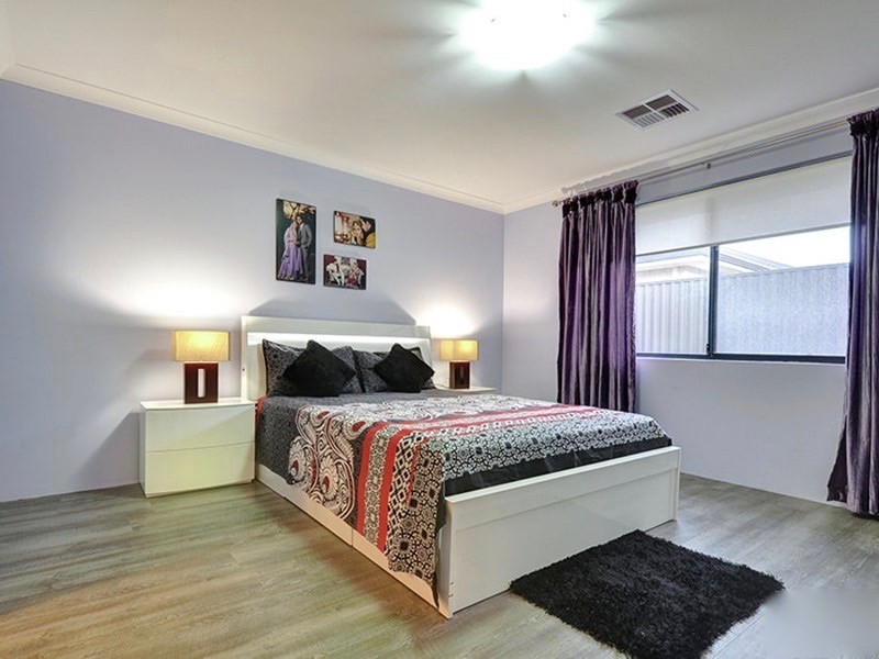 5 FLORIBUNDA GATE, Dayton WA 6055