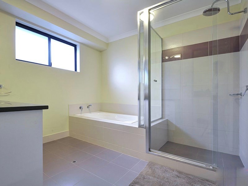 5 FLORIBUNDA GATE, Dayton WA 6055