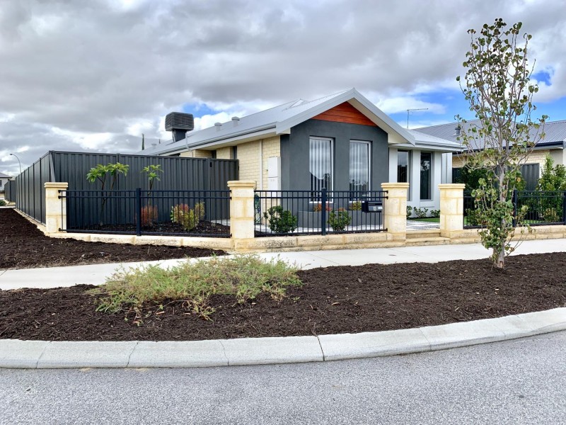 8 Integra Street, Aveley WA 6069