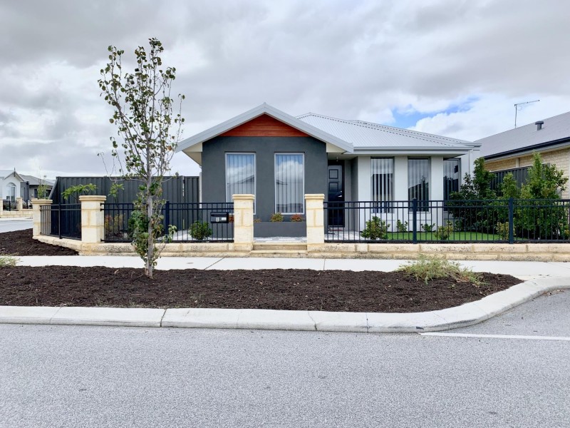 8 Integra Street, Aveley WA 6069