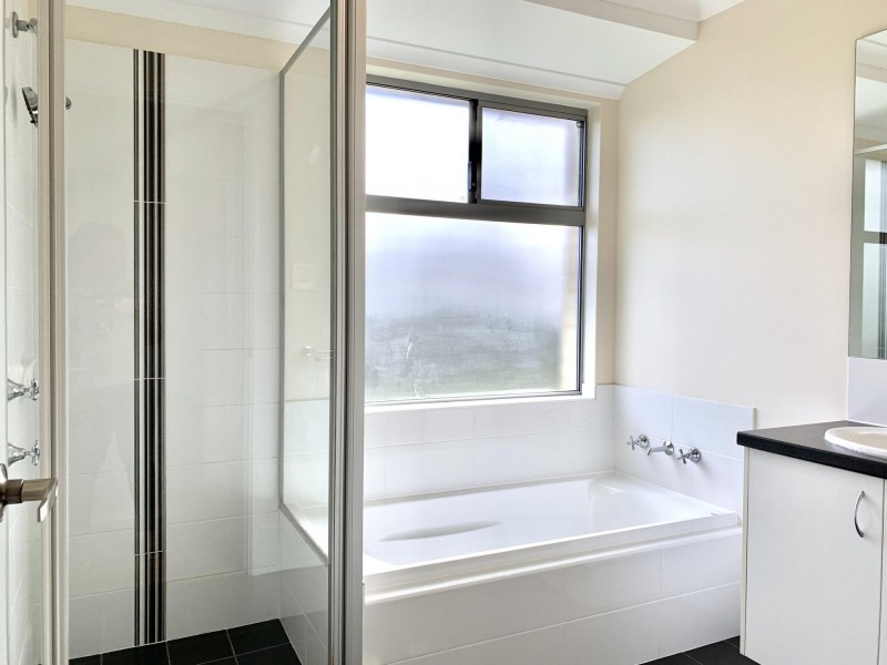 8 Integra Street, Aveley WA 6069