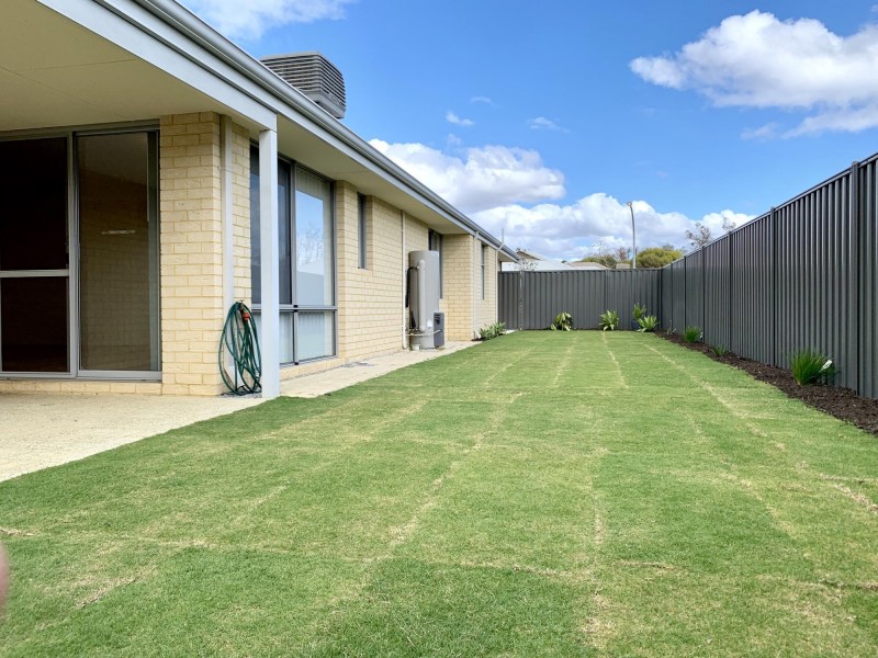 8 Integra Street, Aveley WA 6069