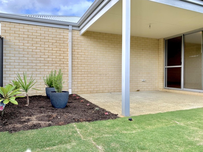 8 Integra Street, Aveley WA 6069
